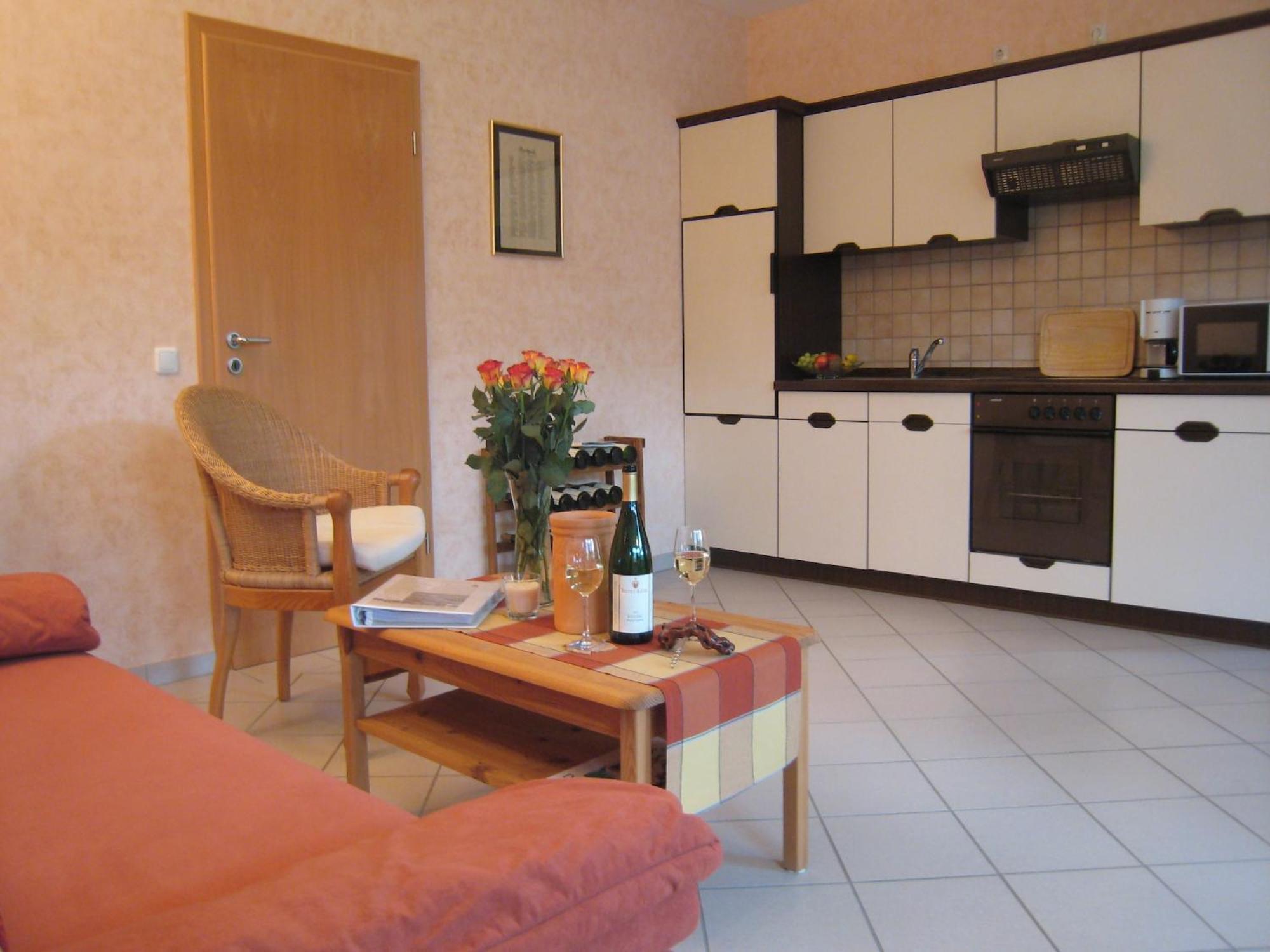 Sch Ne Wohnung In Der Moselregion Kinheim ภายนอก รูปภาพ